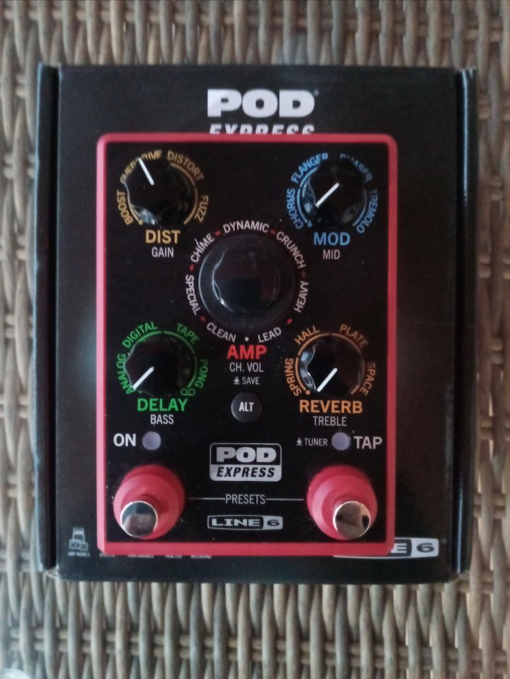 Line 6 Pod Express Guitar