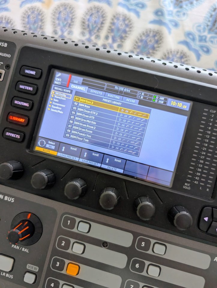 Behringer X32 Producer ¡Absolutamente impecable, ahorra 300€! de segunda mano · Foto 5 de 8 · SC Tenerife · 675 €