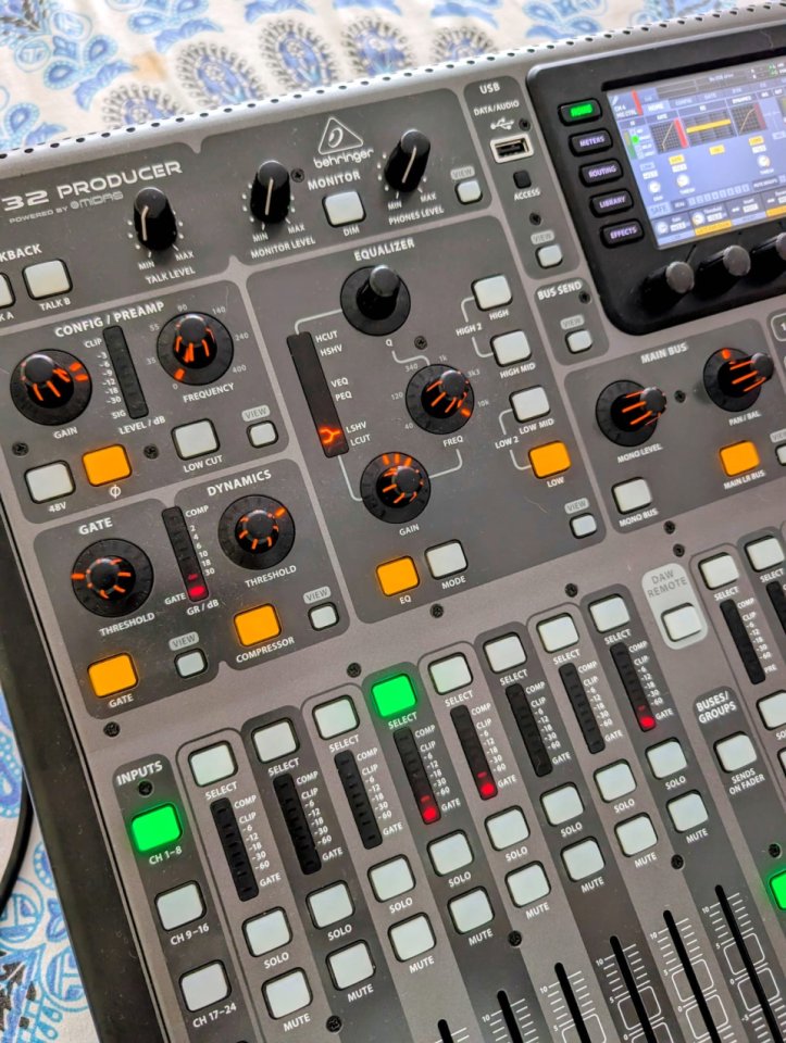 Behringer X32 Producer ¡Absolutamente impecable, ahorra 300€! de segunda mano · Foto 4 de 8 · SC Tenerife · 675 €