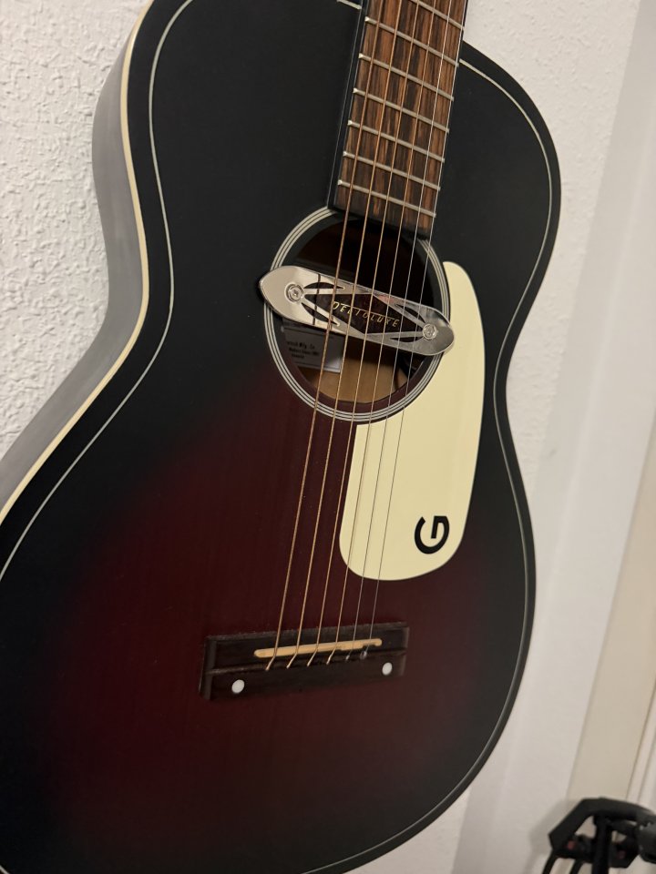 Guitarra acústica Gretsch Jim Dandy de segunda mano · Foto 3 de 3 · Málaga · 200 €