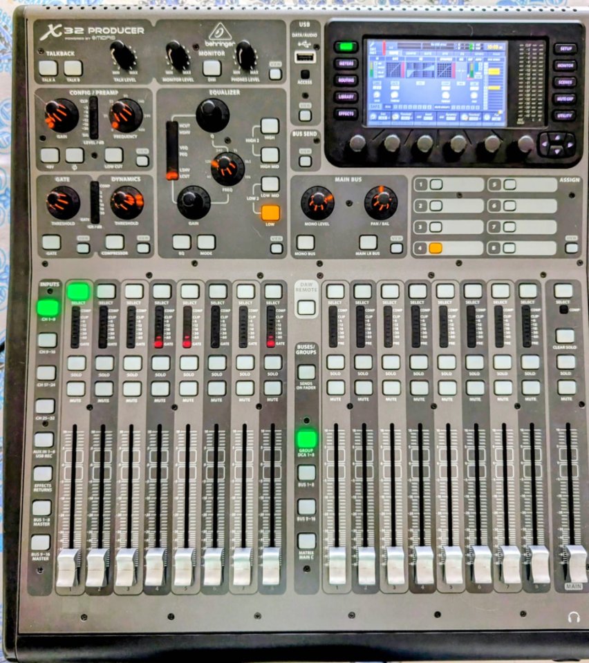 Behringer X32 Producer ¡Absolutamente impecable, ahorra 300€! de segunda mano · Foto 6 de 8 · SC Tenerife · 675 €
