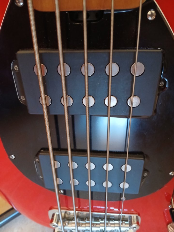 Musicman Sterling 5HH de segunda mano · Foto 7 de 7 · Ciudad Real · 1920 €