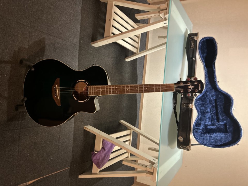 Guitarra Acústica Yamaha APX500 Azul Oriental Blue Burst