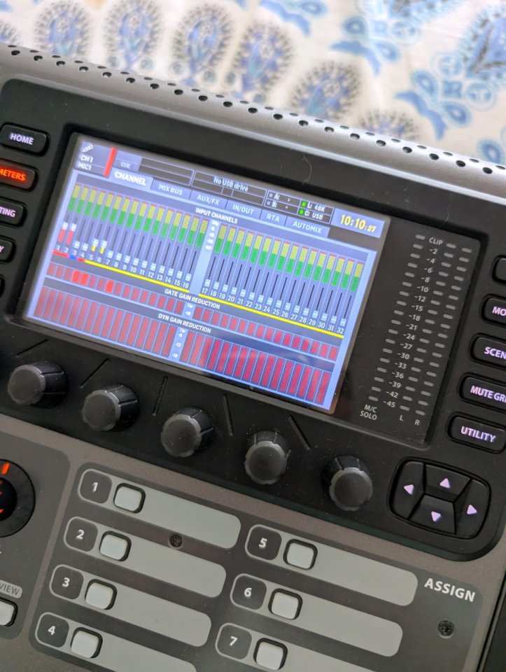 Behringer X32 Producer ¡Absolutamente impecable, ahorra 300€! de segunda mano · Foto 3 de 8 · SC Tenerife · 675 €