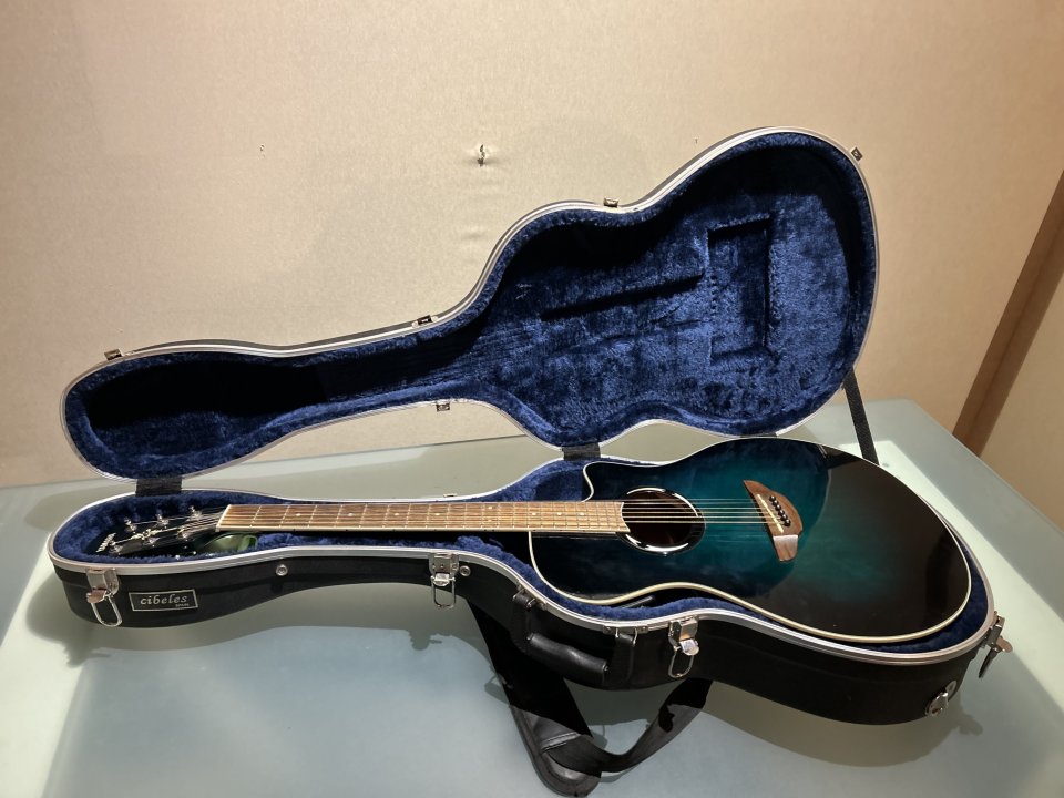 Guitarra Acústica Yamaha APX500 Azul Oriental Blue Burst