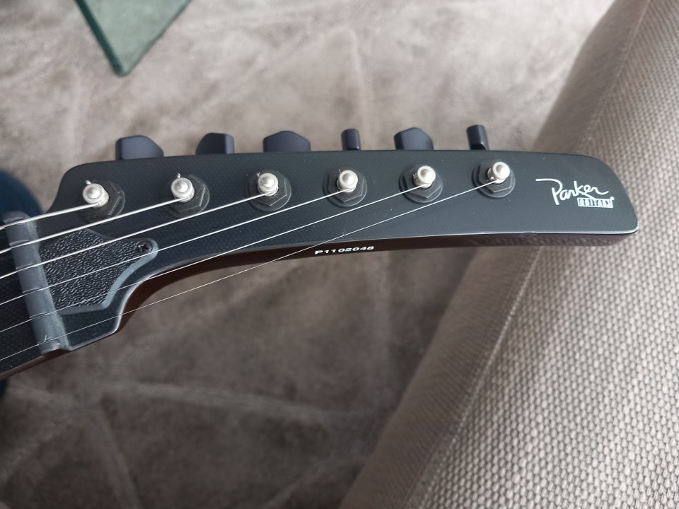 Parker Fly Deluxe, 2011, Tobacco Burst