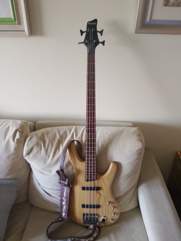 Ibanez ergodyne de segunda mano · Foto 1 de 4 · Ourense · 300 €