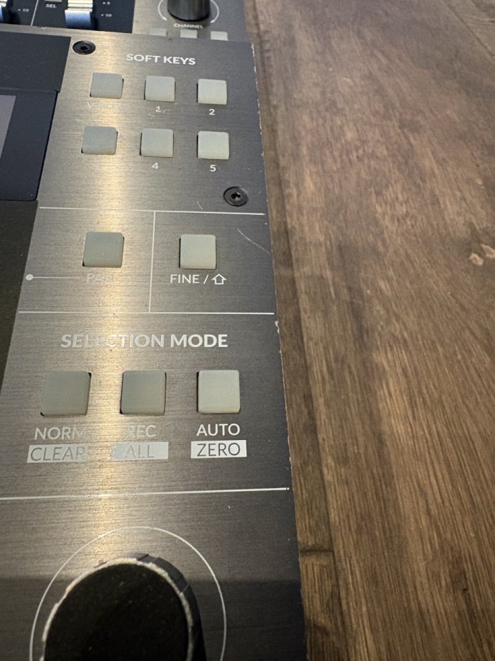 Liquidacion Controladoras SSL UF8 + UC1