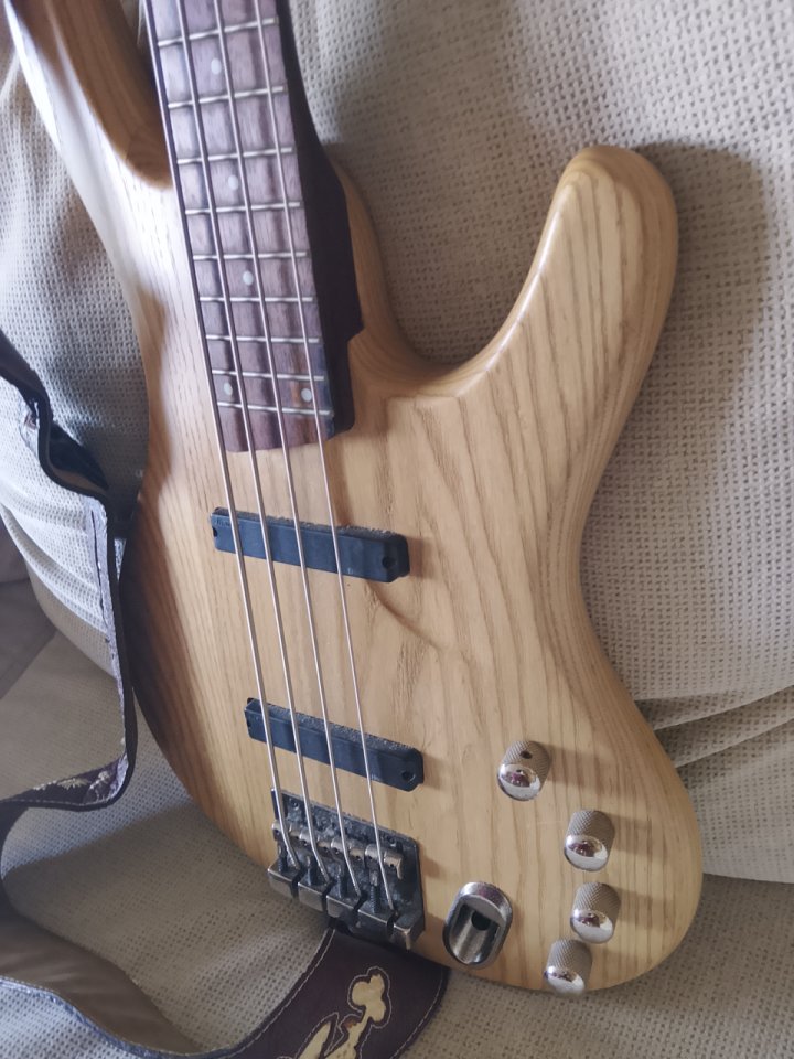Ibanez ergodyne de segunda mano · Foto 2 de 4 · Ourense · 300 €