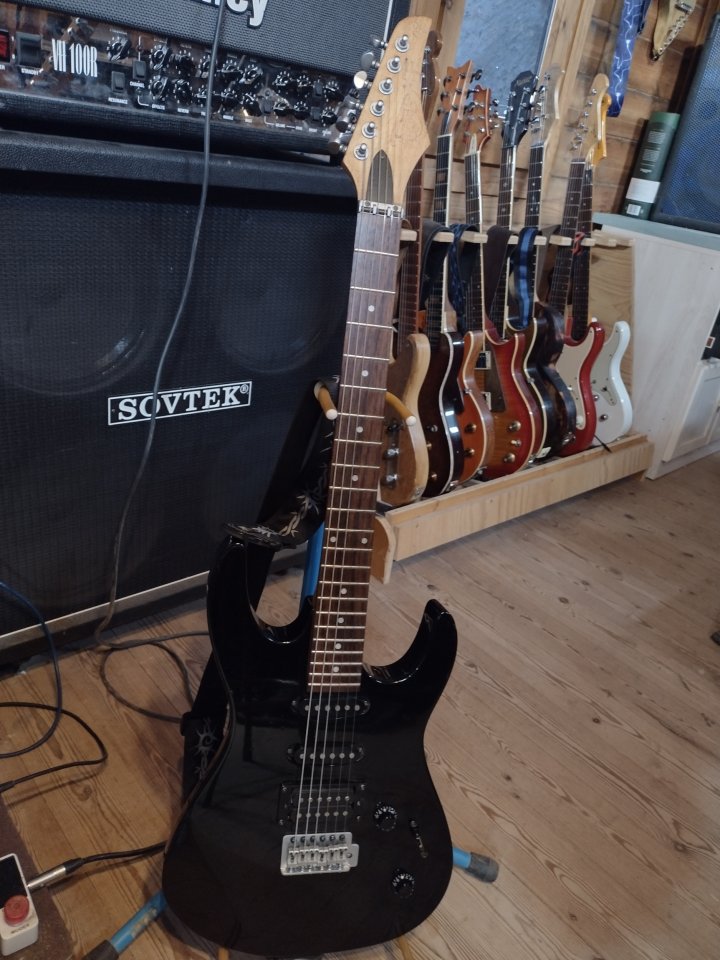 superstrato cambio por guitarra de caja