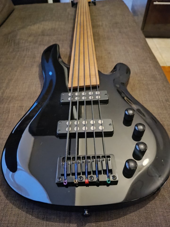 Harley Benton B-550FL BK Progressive Series