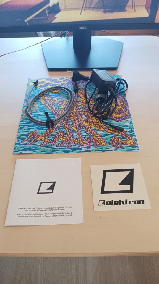Elektron Digitone II 16 Voice Polyphonic Synth de segunda mano · Foto 3 de 7 · Barcelona · 790 €