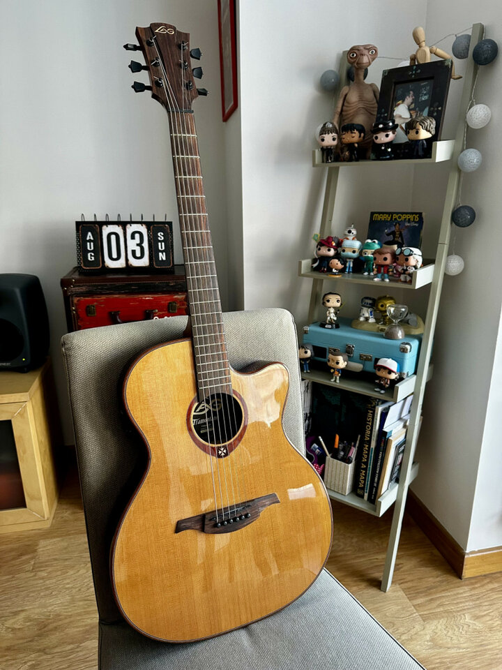 Guitarra acústica Lag Tramontane T100ASCE Slim