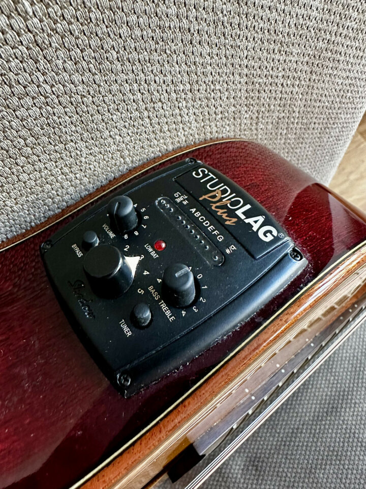 Guitarra acústica Lag Tramontane T100ASCE Slim