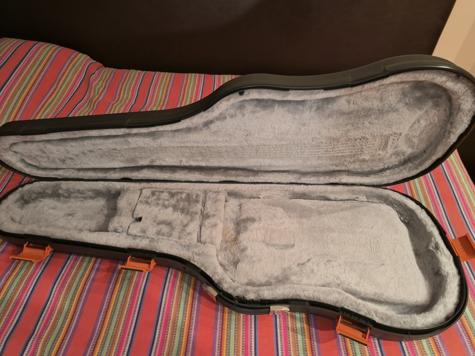 Charvel Pro Mod San Dimas de segunda mano · Foto 10 de 10 · Ourense · 600 €