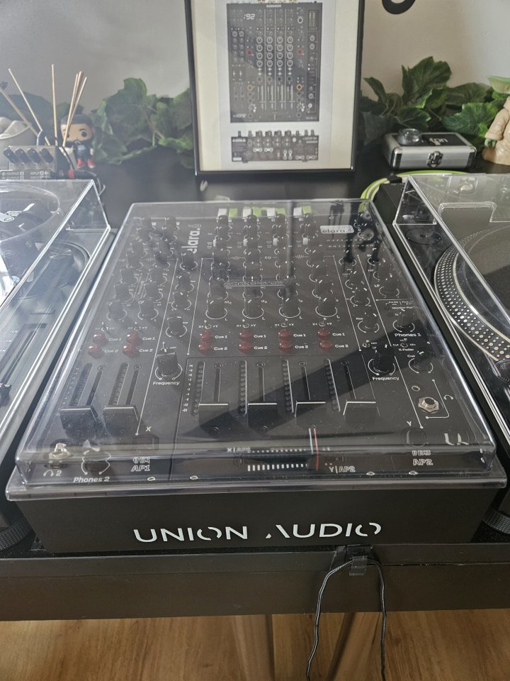 Mixer Audio Unión Elara 6 LIneal. (Garantia 09/2028)
