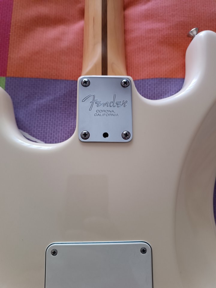 Fender Stratocaster American Standard (Envío Incluido) de segunda mano · Foto 7 de 7 · Córdoba · 1150 €
