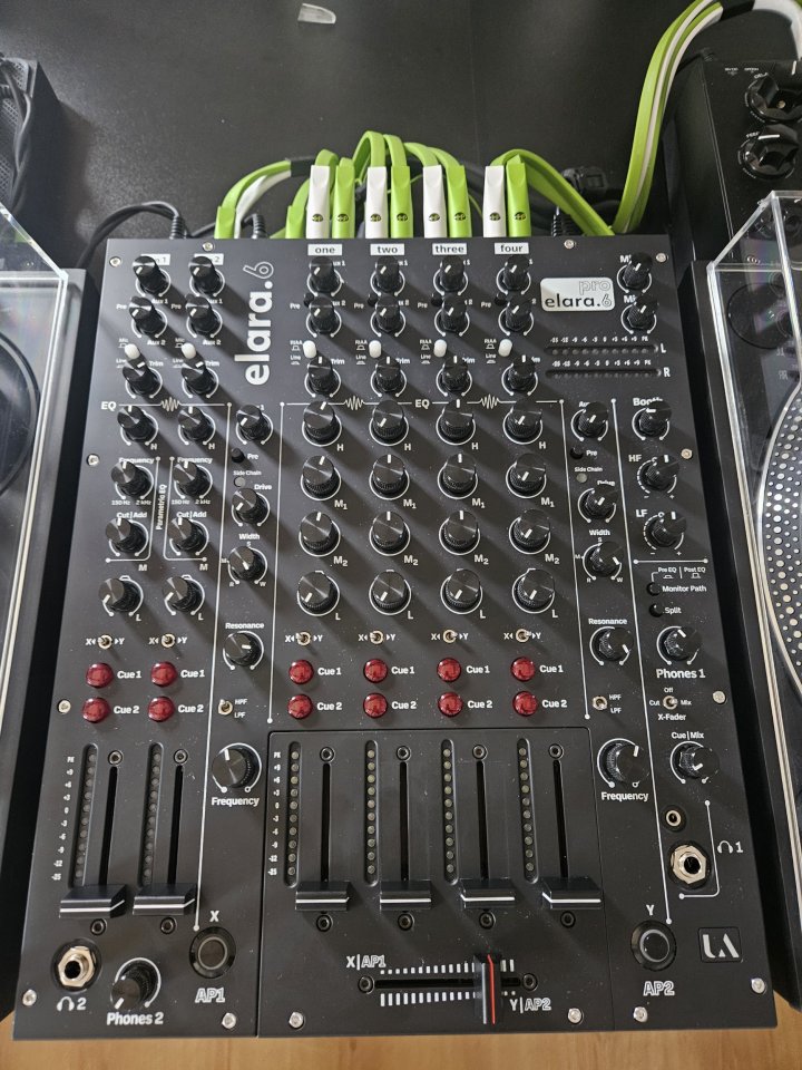 Mixer Audio Unión Elara 6 LIneal. (Garantia 09/2028)