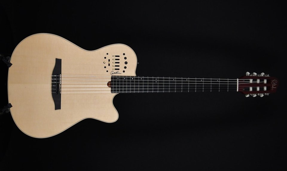 Godin Multiac Nylon Deluxe