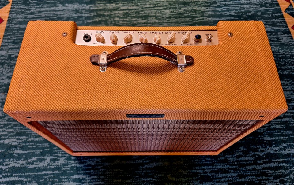 Amplificador combo TMain Harvest 46 boutique (40W, 13,6 kg)