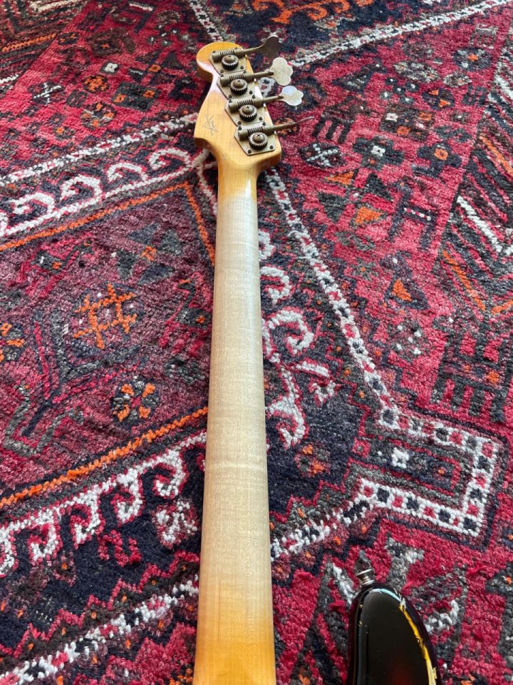 Fender 1959 Precision Bass Relic 2013 - sunburst de segunda mano · Foto 5 de 10 · A Coruña · 3360 €
