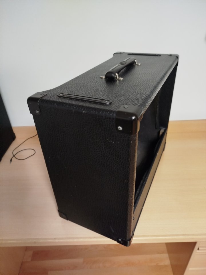 Peavey Vypyr 30 de segunda mano · Foto 3 de 4 · Barcelona · 65 €