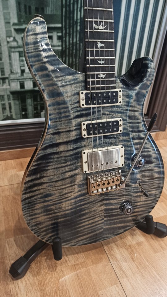 PRS STUDIO de segunda mano · Foto 4 de 7 · Madrid · 4000 €