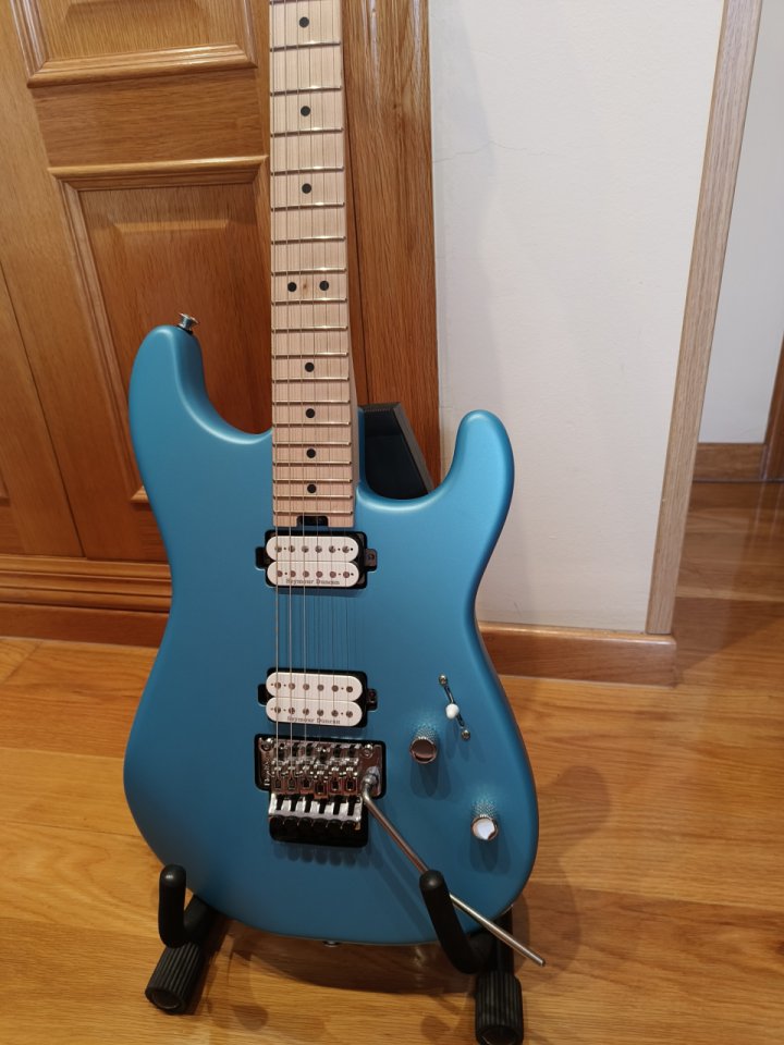Charvel Pro Mod San Dimas de segunda mano · Foto 1 de 10 · Ourense · 600 €
