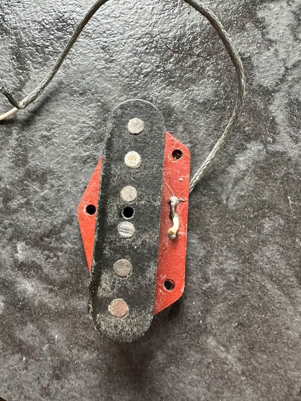 Fender telecaster original vintage red bottom pickup 1980s... de segunda mano · Foto 1 de 3 · Barcelona