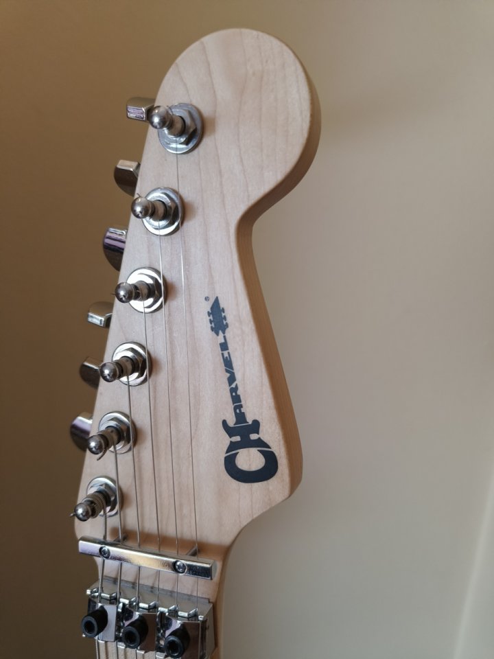 Charvel Pro Mod San Dimas de segunda mano · Foto 5 de 10 · Ourense · 600 €