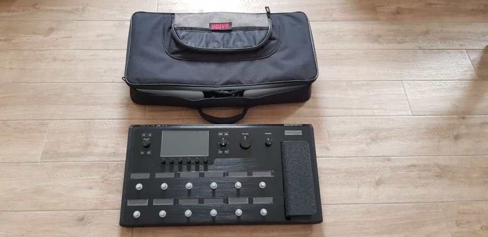 Helix Floor + ThonCase + Funda Gator de segunda mano · Foto 7 de 7 · Navarra · 900 €