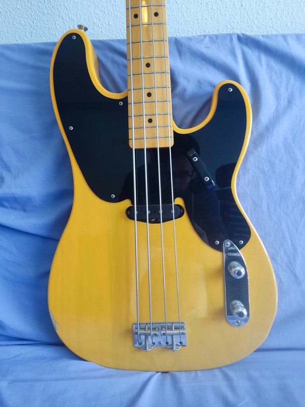 Fender Precision 51 CIJ de segunda mano · Foto 2 de 9 · Alicante · 1300 €
