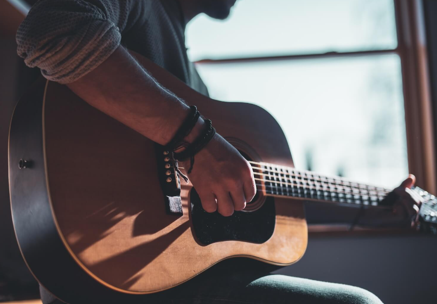 Guitarrista acústico pop/rock