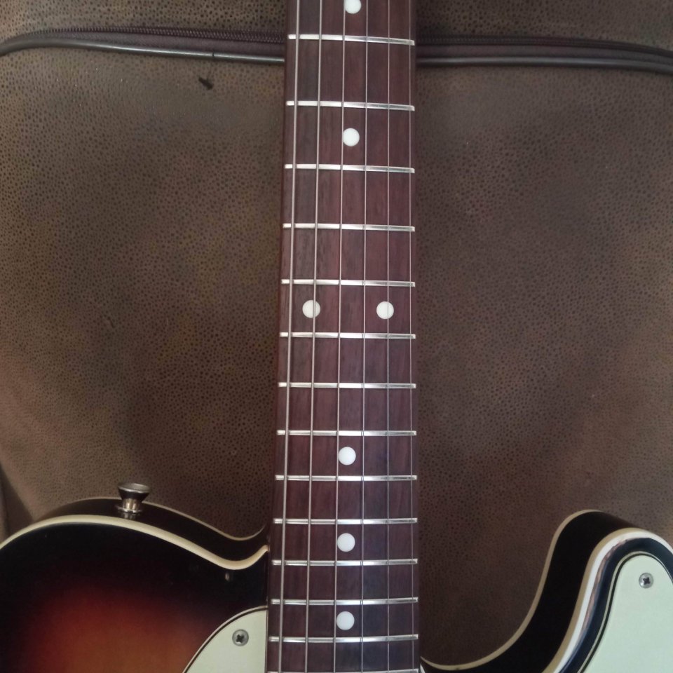 Fender Telecaster MIJ 62 Custom Reedición de segunda mano · Foto 3 de 10 · Albacete · 1200 €