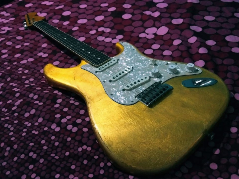 Stratocaster Gold Leaf