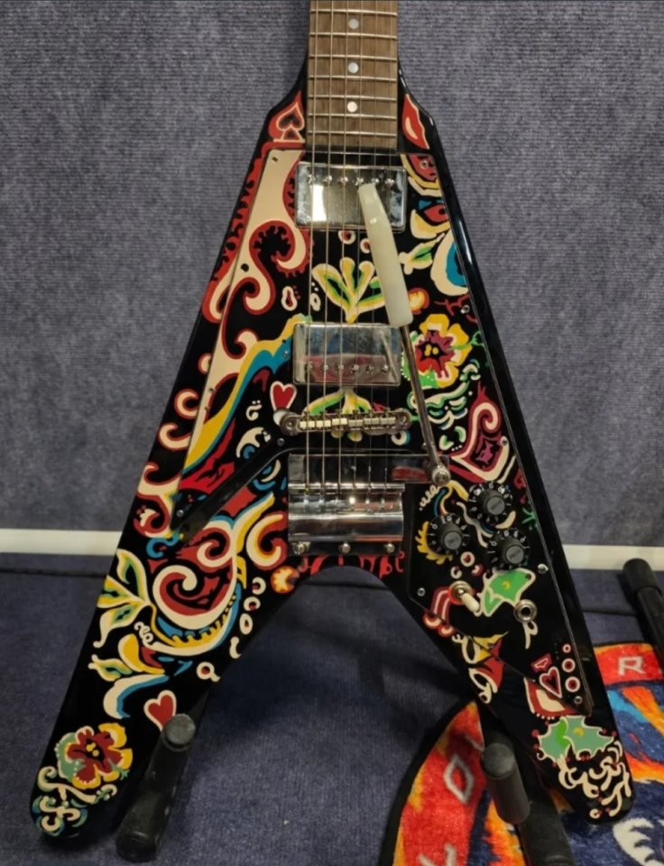 Epiphone Flying V Jimi Hendrix Love Drops de segunda mano · Foto 6 de 7 · Cádiz · 1100 €