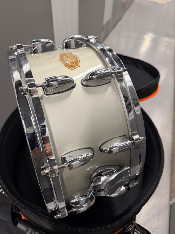 Caja Gretsch 125th Anniversary Snare - 16/125 de segunda mano · Foto 3 de 8 · Madrid · 800 €