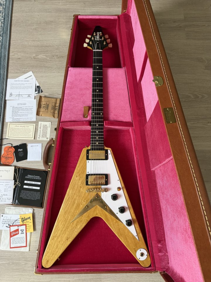 Gibson Flying V Korina '58 Reissue 2024 - Birdseye (Cambio) de segunda mano · Foto 2 de 9 · Madrid · 6500 €