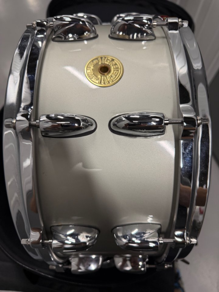 Caja Gretsch 125th Anniversary Snare - 16/125 de segunda mano · Foto 5 de 8 · Madrid · 800 €