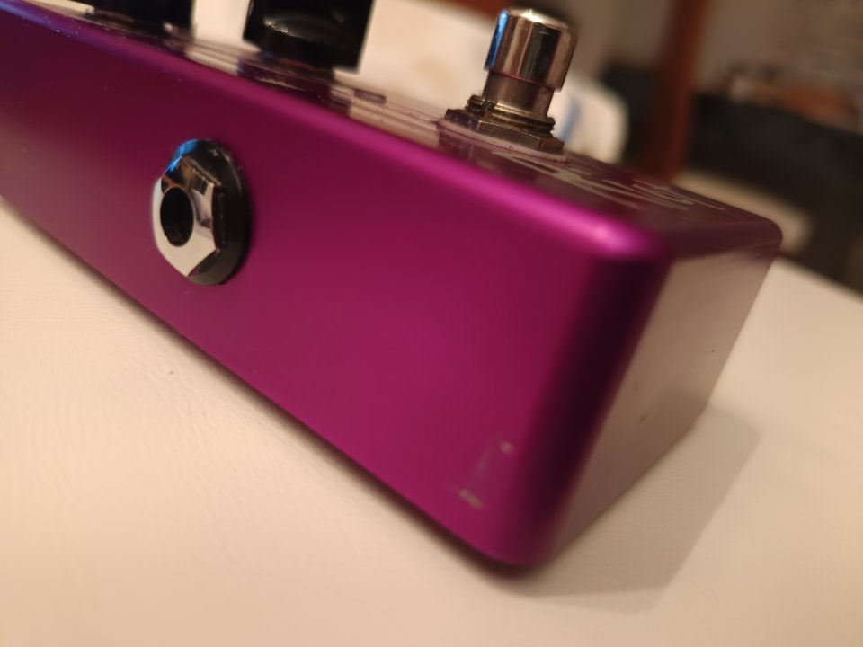 Vendo SUHR RIOT pedal boutique de Distorsión de segunda mano · Foto 5 de 7 · Madrid · 200 €