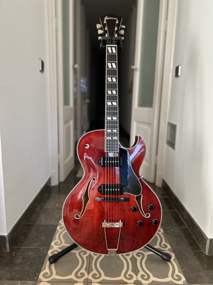 Eastman AR372CE - P90