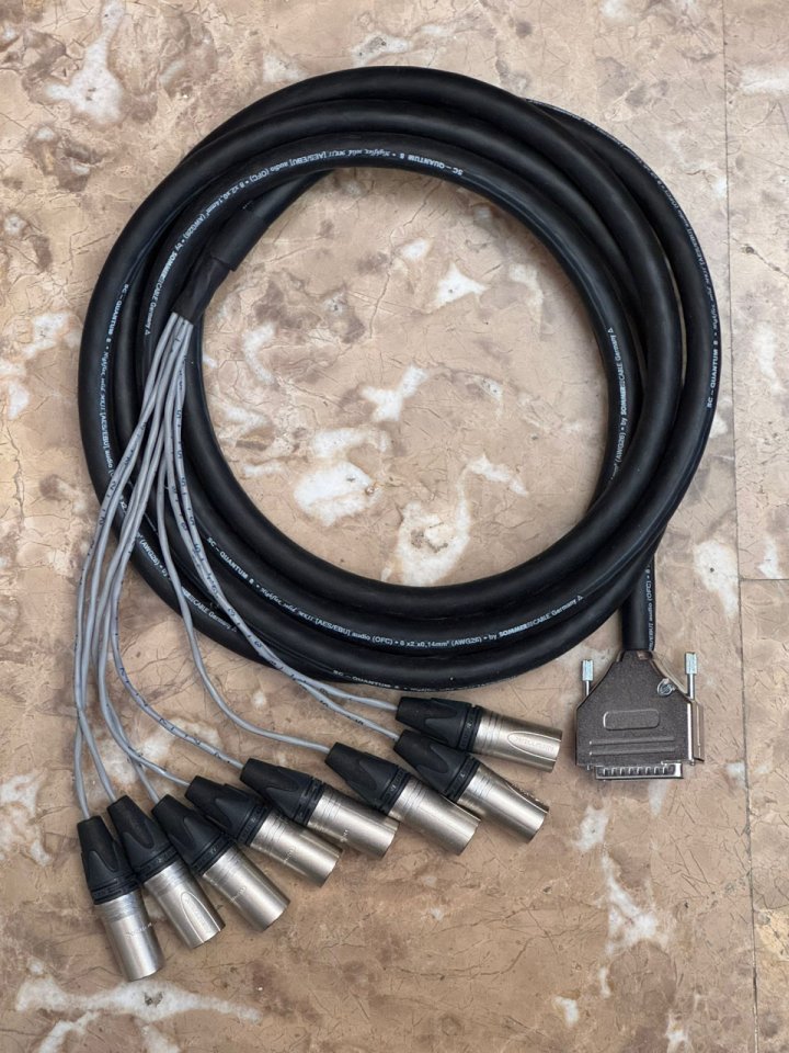 Cable Sommer SC-Quantum 8x XLRm a DB25 3m