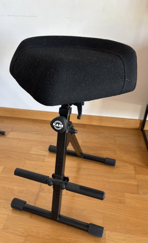 Taburete K&M 14044 para músicos de segunda mano · Barcelona · 90 €