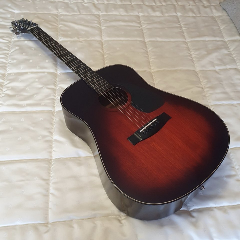 Electroacustica Samick de segunda mano · Foto 1 de 2 · Zaragoza