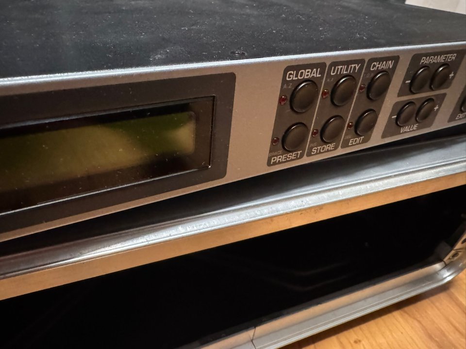 Terratec AXON AX-100 MKII de segunda mano · Foto 3 de 5 · Granada · 250 €