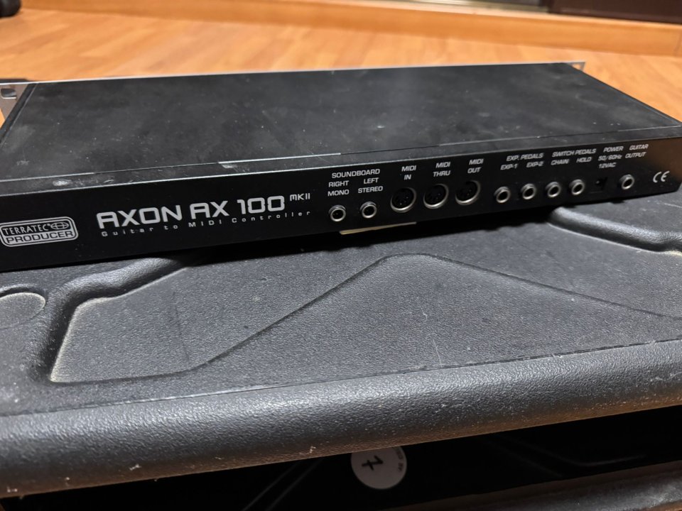 Terratec AXON AX-100 MKII de segunda mano · Foto 5 de 5 · Granada · 250 €