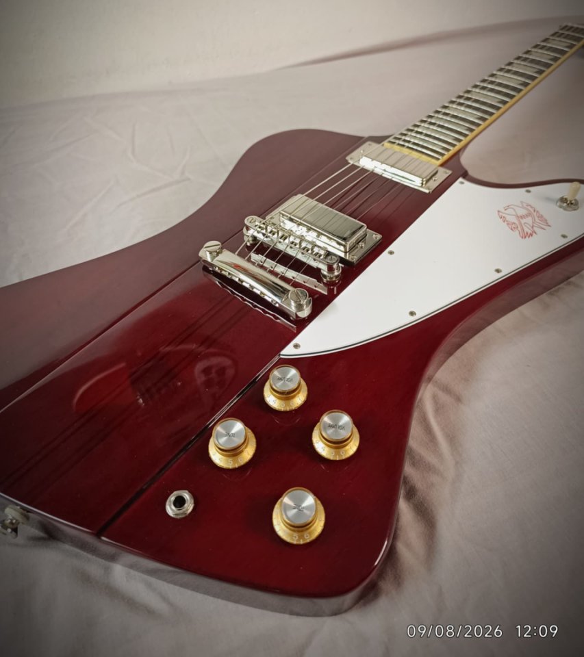 Epiphone Firebird wine red de segunda mano · Foto 1 de 7 · Barcelona · 650 €