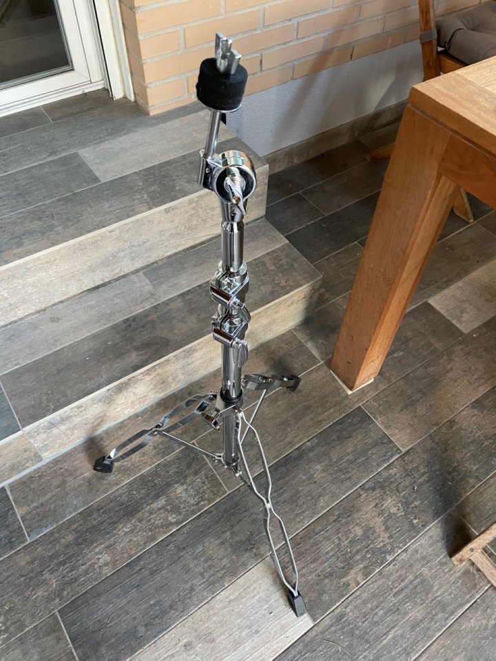 Pie plato recto batería