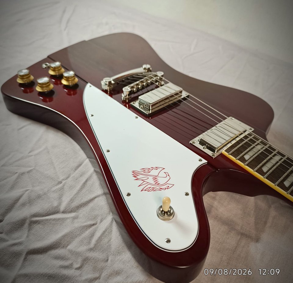 Epiphone Firebird wine red de segunda mano · Foto 3 de 7 · Barcelona · 650 €