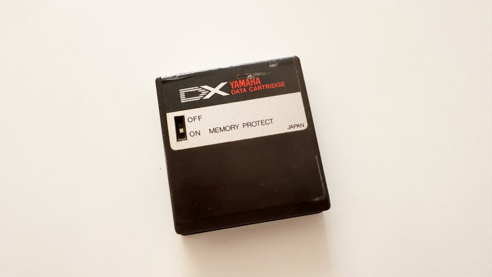 Yamaha DX7 original | Recién revisado + cartucho de segunda mano · Foto 6 de 10 · Cáceres · 699 €